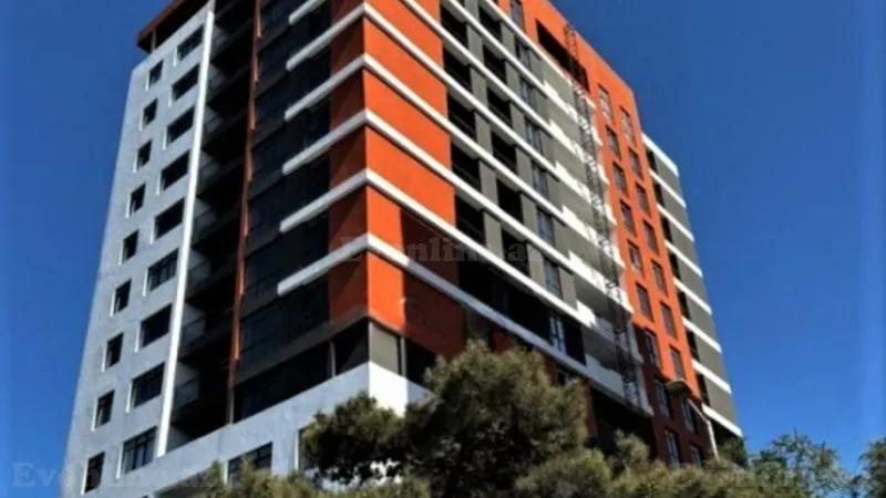 Satılır 2 otaqlı Mənzil Yeni tikili 85 m² Qara Qarayev m.