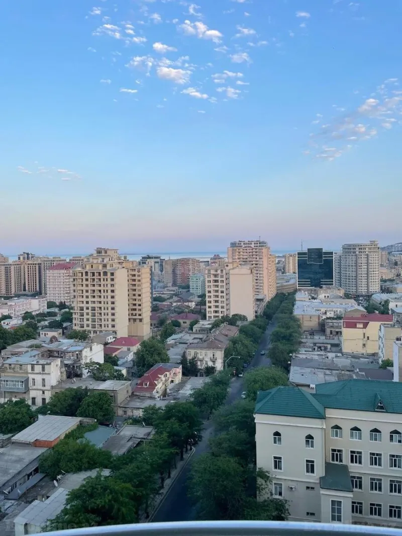 Kirayə verilir 3 otaqlı Mənzil Yeni tikili 140 m² Nizami m. - şəkil 5