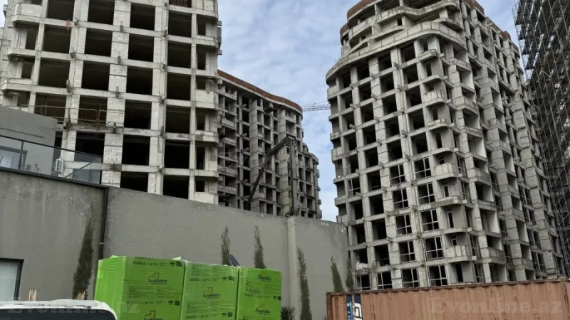 Satılır 4 otaqlı Mənzil Yeni tikili 187 m² Sabunçu r. - şəkil 2