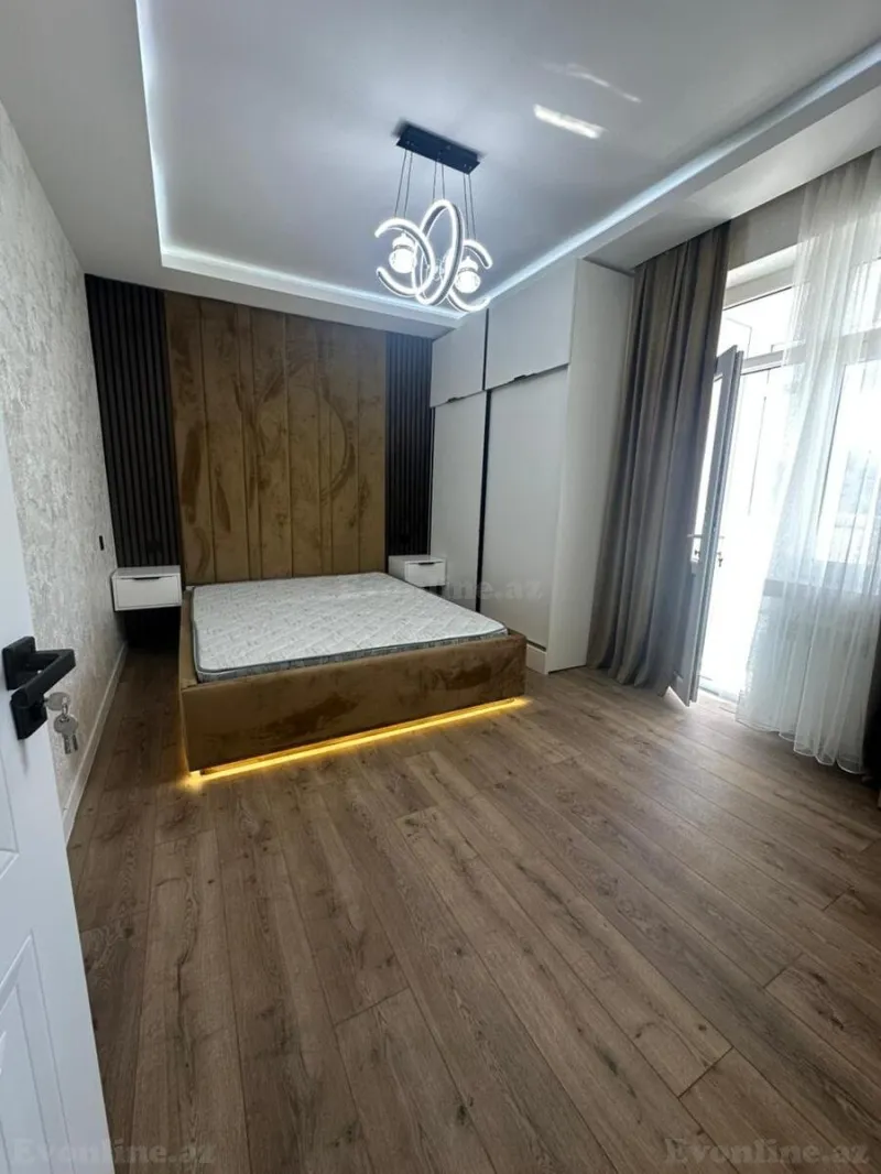 Satılır 2 otaqlı Mənzil Köhnə tikili 65 m² Əhmədli m. - şəkil 3