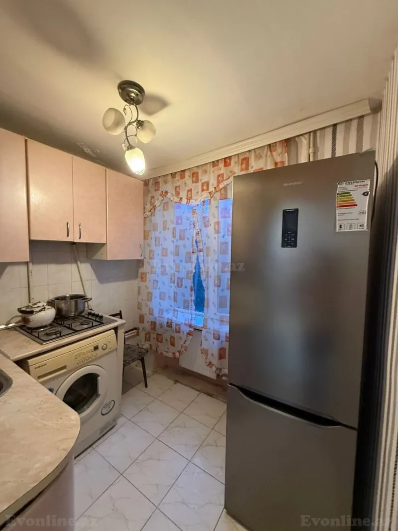 Kirayə verilir 3 otaqlı Mənzil Köhnə tikili 75 m² Elmlər Akademiyası m. - şəkil 7