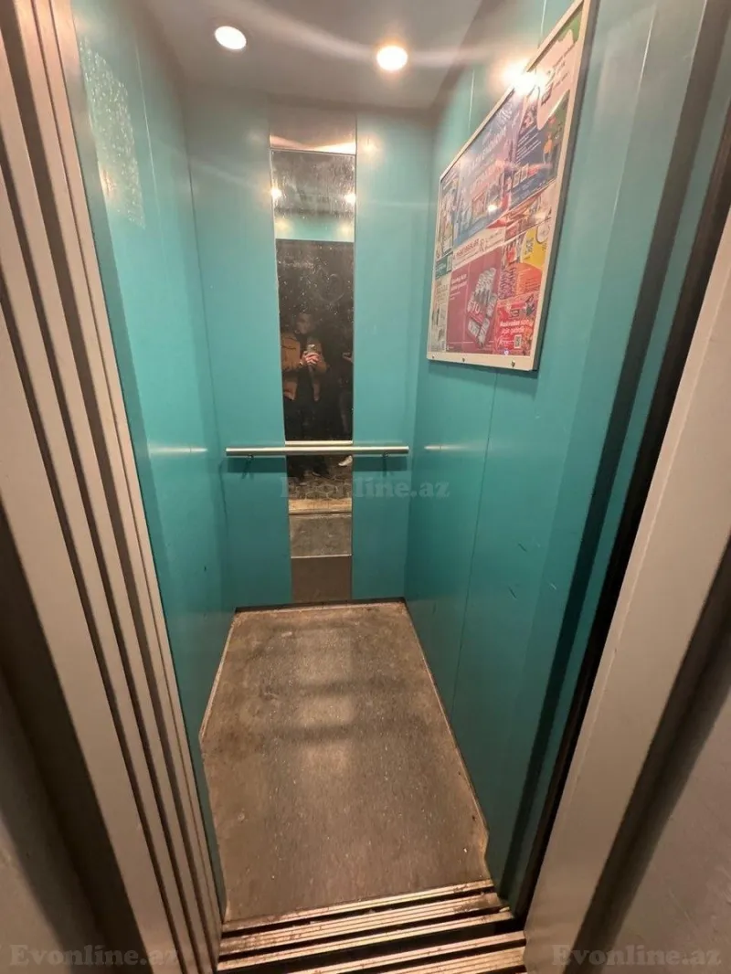 Satılır 3 otaqlı Mənzil Köhnə tikili 90 m² Gənclik m. - şəkil 15