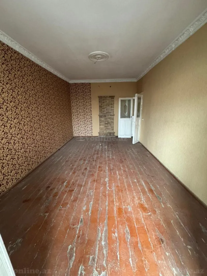 Satılır 3 otaqlı Mənzil Köhnə tikili 70 m² Yasamal
