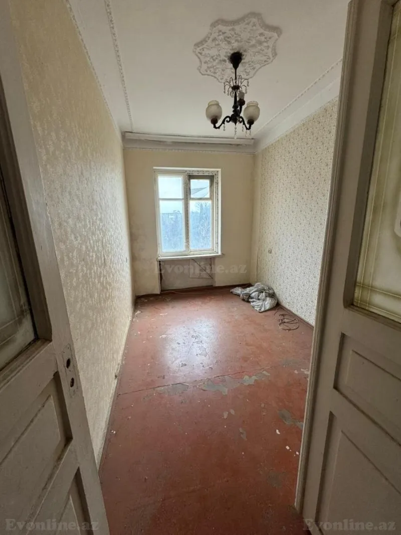 Satılır 3 otaqlı Mənzil Köhnə tikili 70 m² Yasamal - şəkil 4