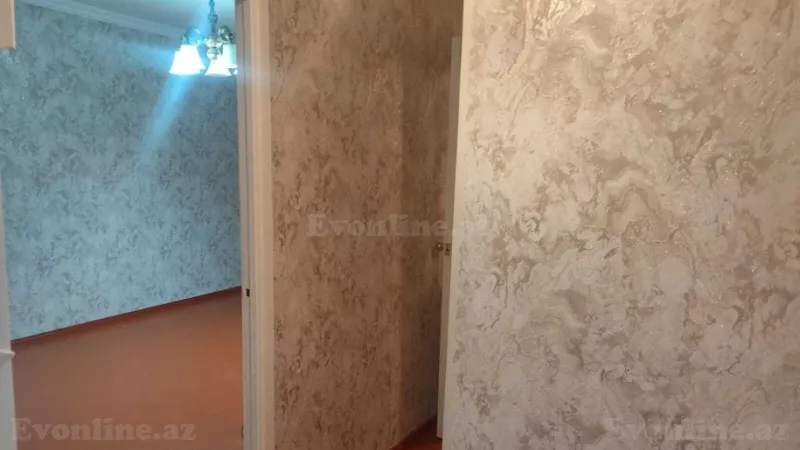 Satılır 2 otaqlı Mənzil Köhnə tikili 44 m² 8-ci kilometr - şəkil 2