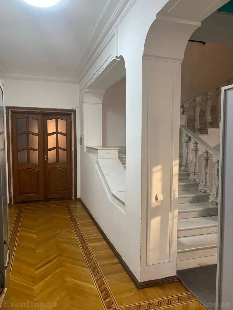 Kirayə verilir Ofis 800 m² Nərimanov r. - şəkil 26