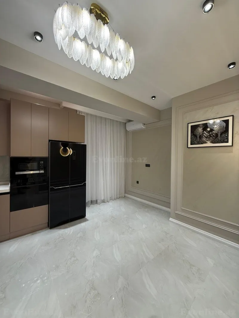 Satılır 4 otaqlı Mənzil Yeni tikili 140 m² Nəsimi r. - şəkil 12