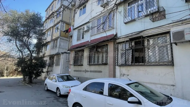 Satılır 2 otaqlı Mənzil Köhnə tikili 33 m² Yasamal - şəkil 2