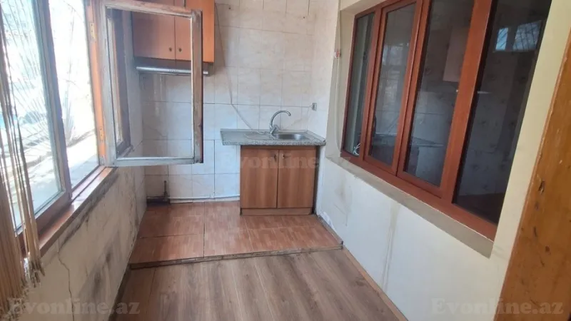Kirayə verilir 3 otaqlı Mənzil Köhnə tikili 80 m² Həzi Aslanov m. - şəkil 4