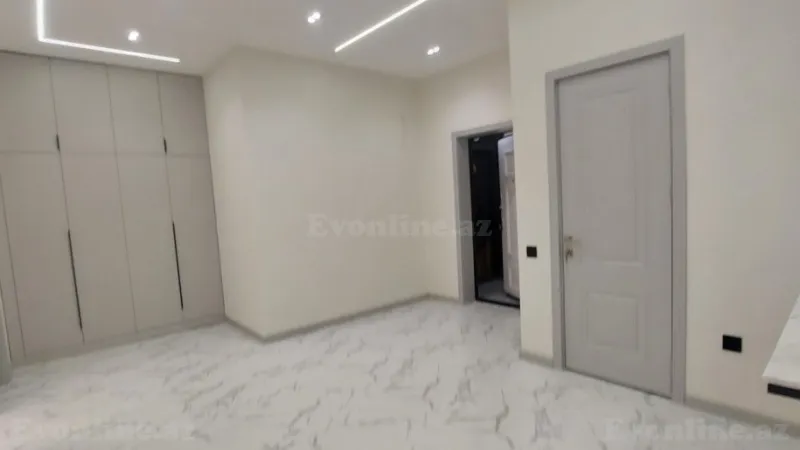 Satılır 4 otaqlı Mənzil Yeni tikili 193 m² Nərimanov r. - şəkil 13