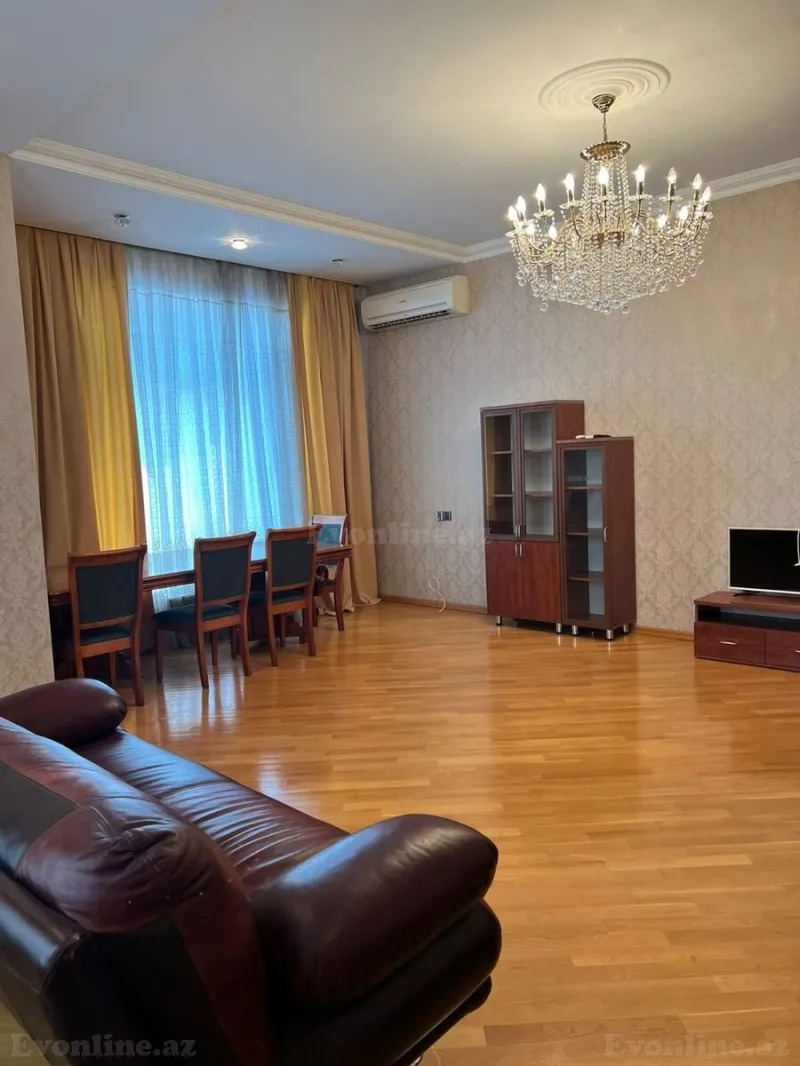 Kirayə verilir 2 otaqlı Mənzil Yeni tikili 90 m² 20 Yanvar m.