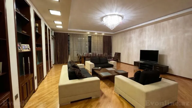Satılır 3 otaqlı Mənzil Yeni tikili 185 m² 28 May m. - şəkil 2
