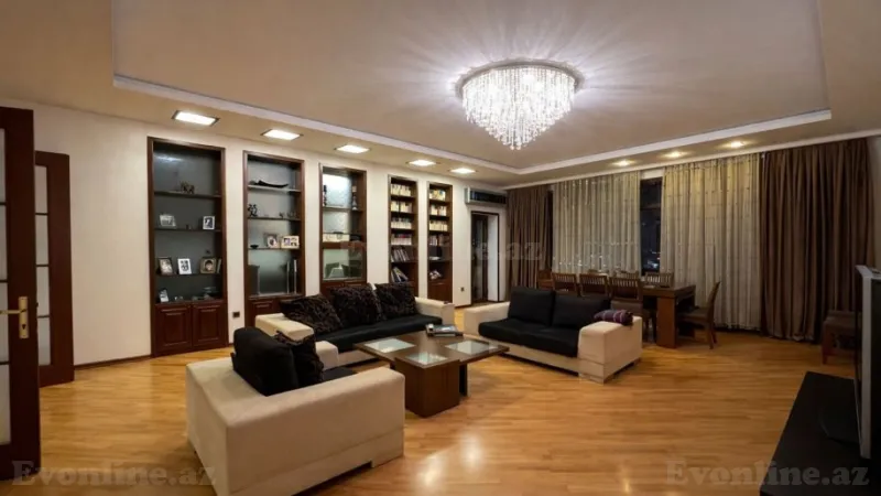 Satılır 3 otaqlı Mənzil Yeni tikili 185 m² 28 May m. - şəkil 3