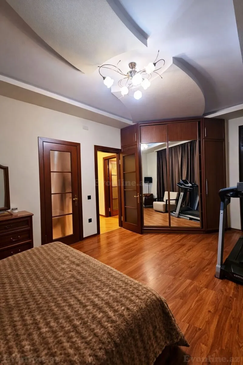 Satılır 3 otaqlı Mənzil Yeni tikili 185 m² 28 May m. - şəkil 10