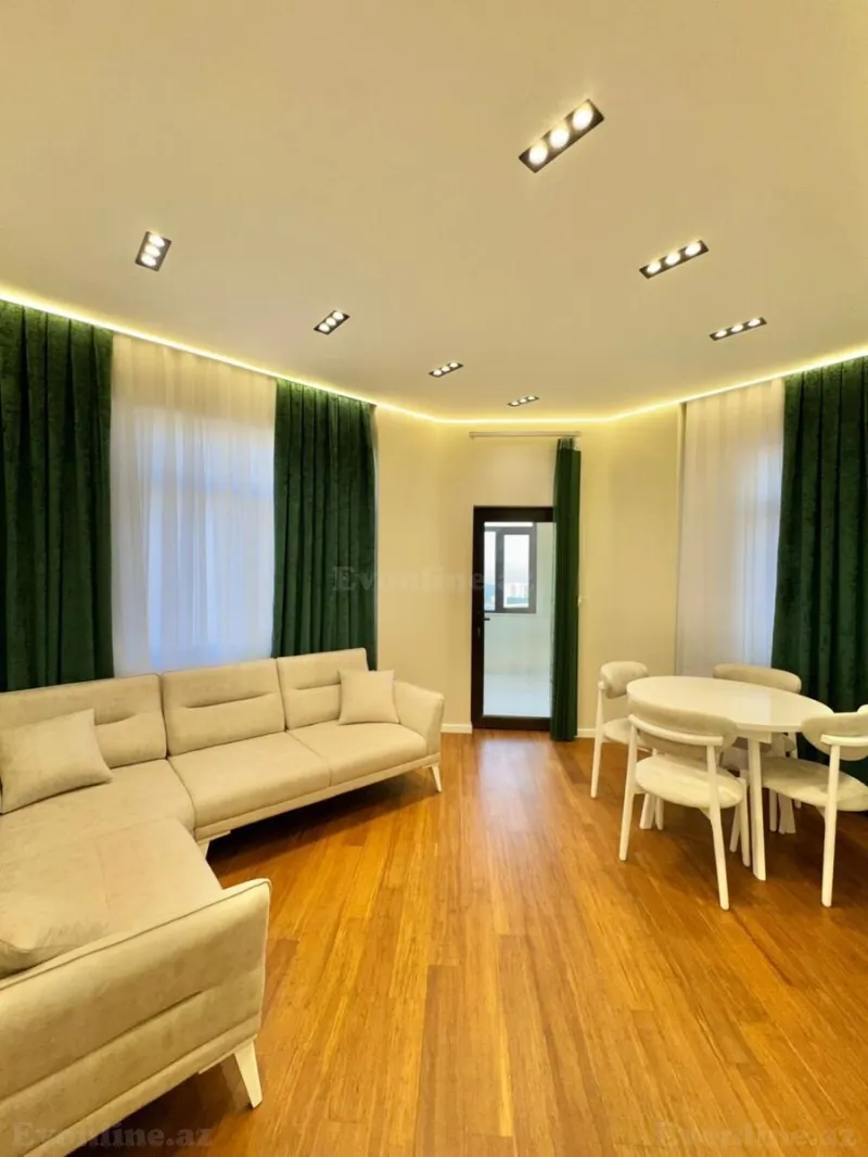 Satılır 2 otaqlı Mənzil Yeni tikili 70 m² Xətai m.