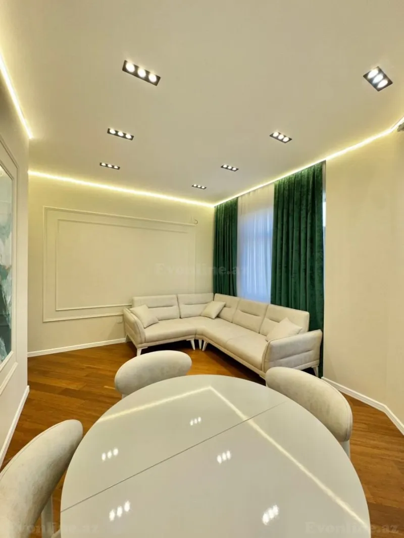 Satılır 2 otaqlı Mənzil Yeni tikili 70 m² Xətai m. - şəkil 4