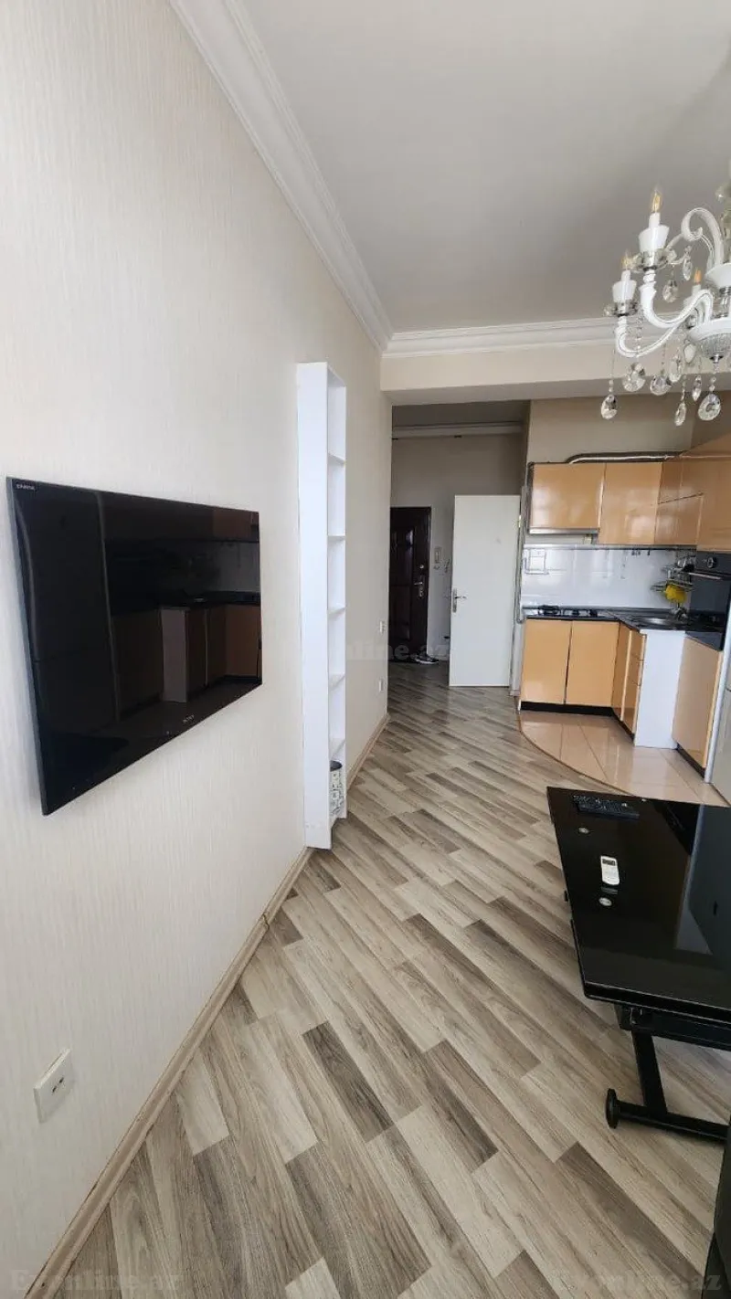 Kirayə verilir 2 otaqlı Mənzil Yeni tikili 60 m² Həzi Aslanov m. - şəkil 3