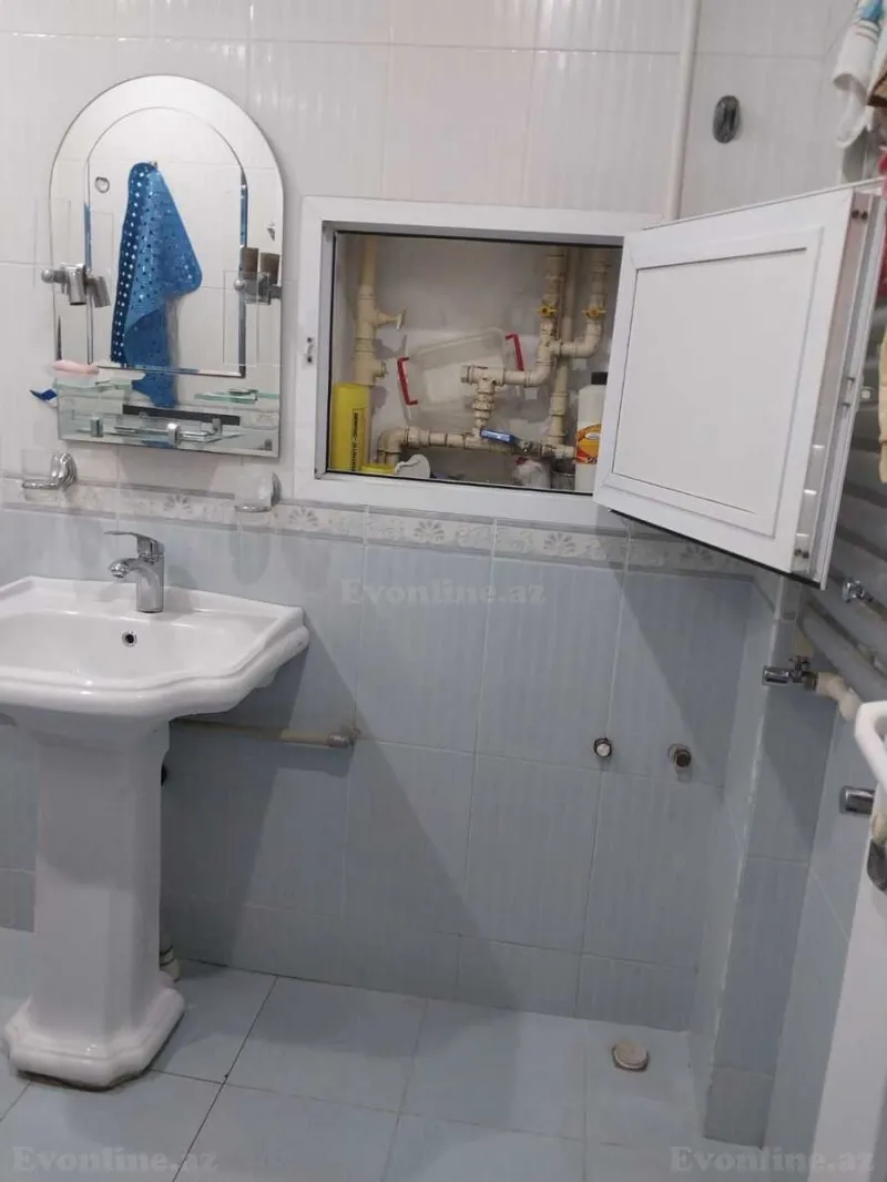 Satılır 3 otaqlı Mənzil Köhnə tikili 100 m² Yasamal r. - şəkil 6