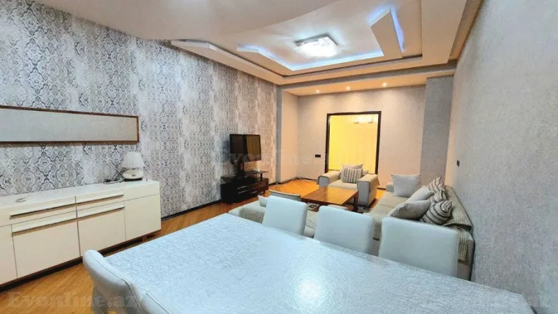 Kirayə verilir 4 otaqlı Mənzil Yeni tikili 180 m² Nizami m. - şəkil 3