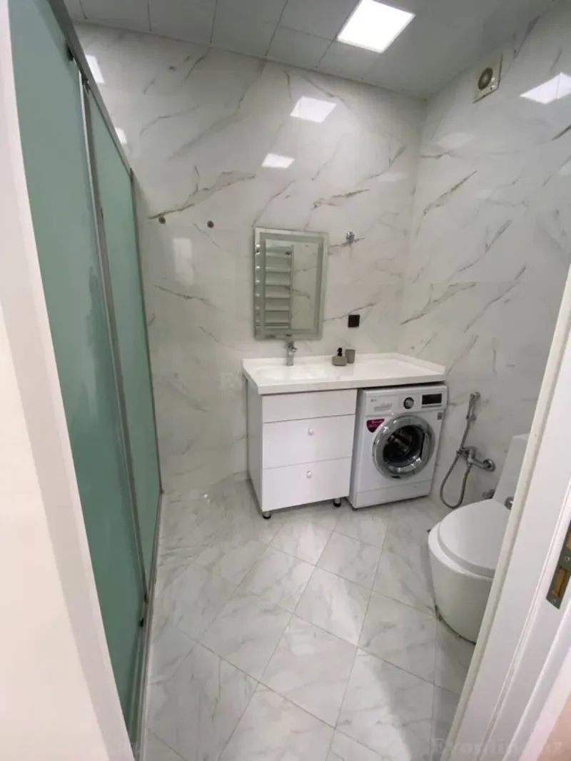 Kirayə verilir 2 otaqlı Mənzil Yeni tikili 65 m² 8 Noyabr m. - şəkil 16