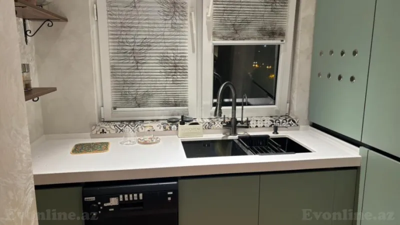 Satılır 2 otaqlı Mənzil Köhnə tikili 60 m² 28 May m. - şəkil 12