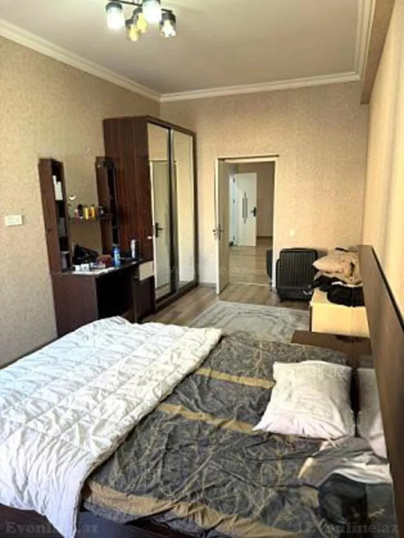 Satılır 2 otaqlı Mənzil Yeni tikili 100 m² 8 Noyabr m. - şəkil 2