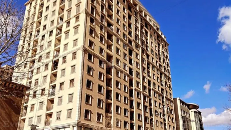 Satılır 2 otaqlı Mənzil Yeni tikili 100 m² 8 Noyabr m. - şəkil 3