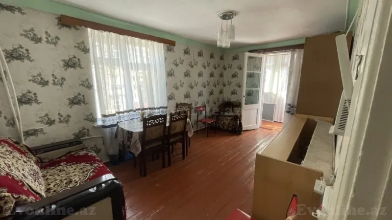 Satılır 1 otaqlı Mənzil Köhnə tikili 40 m² Qara Qarayev m.