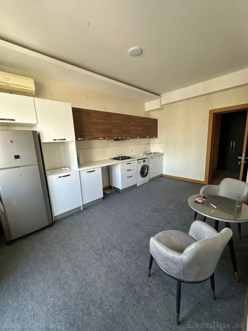 Kirayə verilir 3 otaqlı Mənzil Yeni tikili 131 m² Gənclik m. - şəkil 4