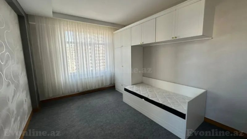 Kirayə verilir 3 otaqlı Mənzil Yeni tikili 131 m² Gənclik m. - şəkil 5