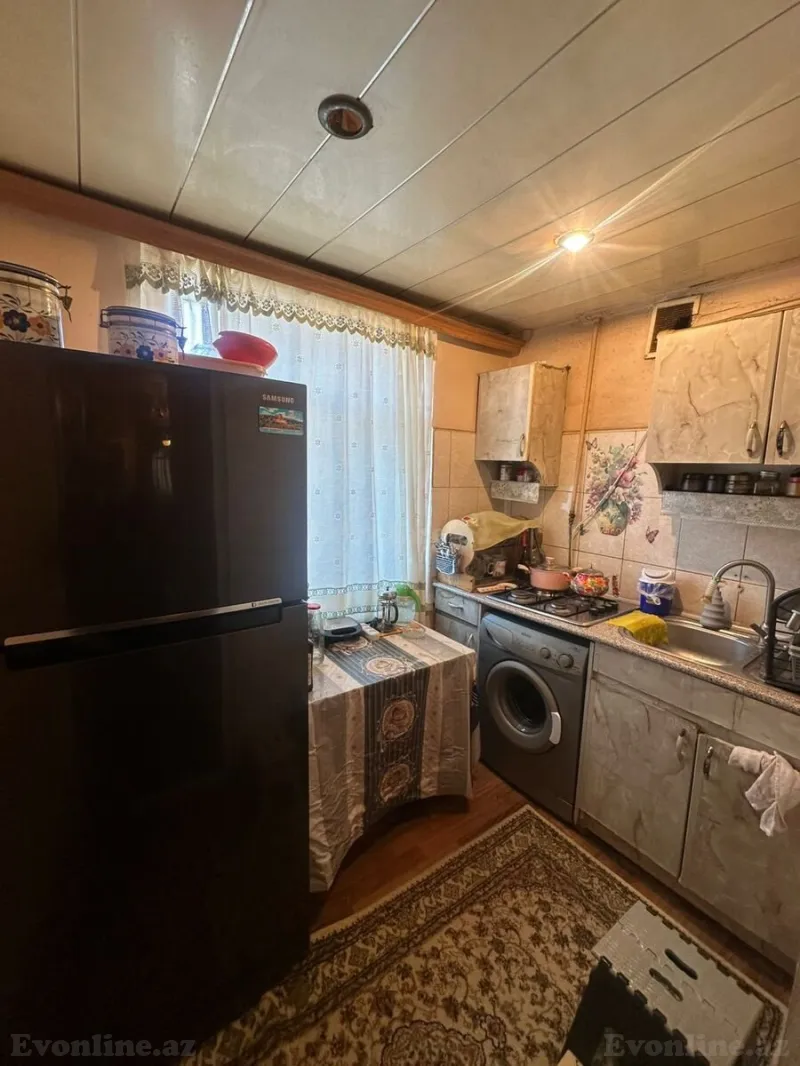 Satılır 3 otaqlı Mənzil Köhnə tikili 70 m² Neftçilər m. - şəkil 9