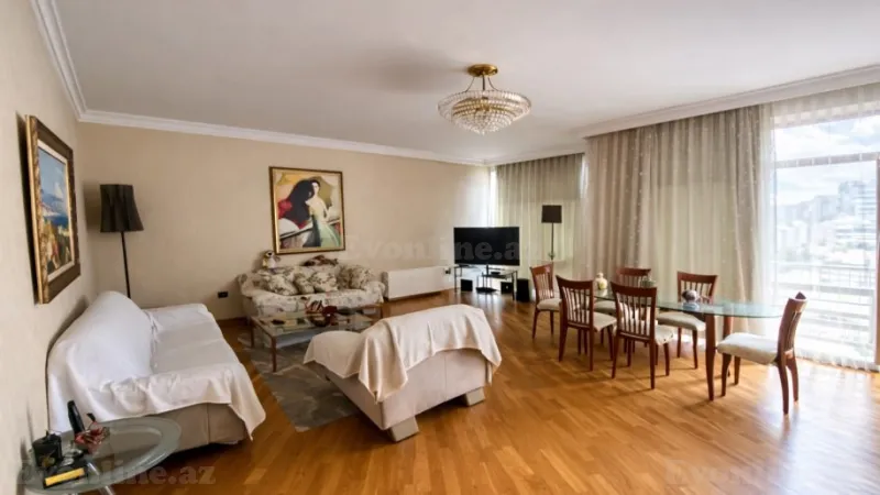 Satılır 3 otaqlı Mənzil Yeni tikili 140 m² 28 May m. - şəkil 2