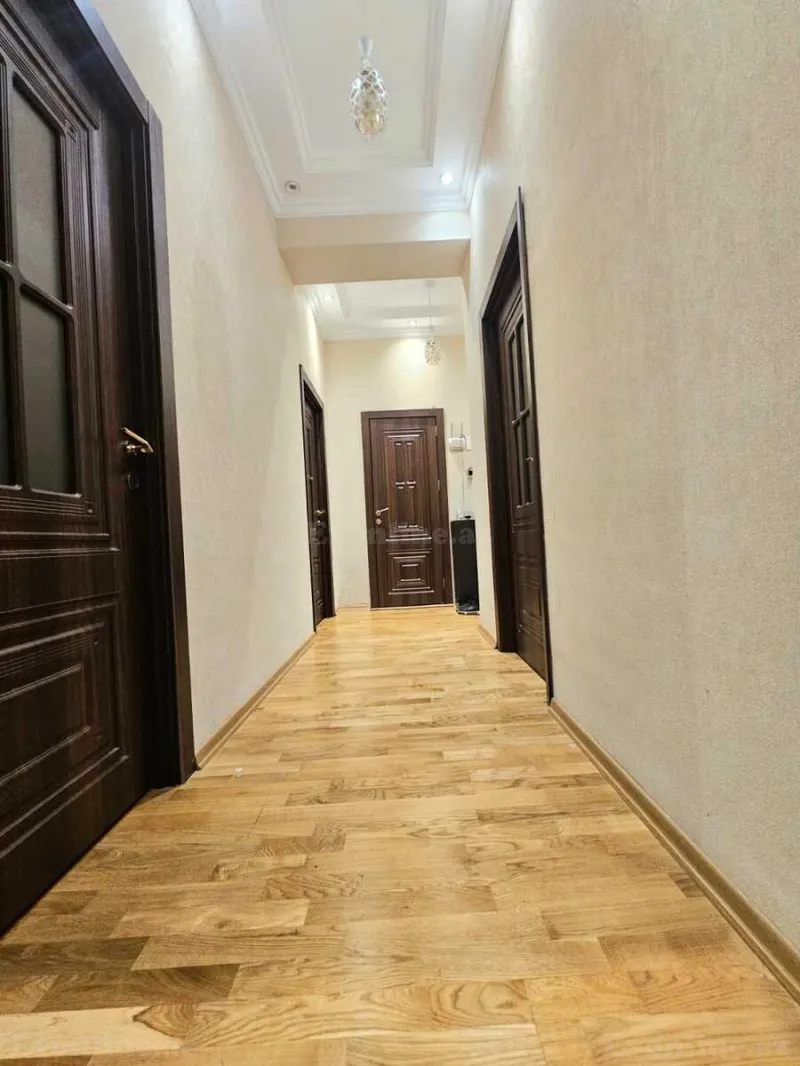 Kirayə verilir 3 otaqlı Mənzil Yeni tikili 85 m² Qara Qarayev m. - şəkil 16