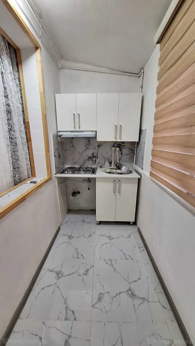 Satılır 2 otaqlı Mənzil Köhnə tikili 45 m² 4-cü mikrorayon - şəkil 5