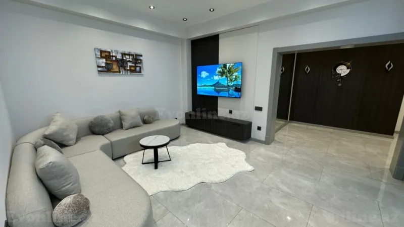 Kirayə verilir 3 otaqlı Mənzil Yeni tikili 100 m² 28 May m. - şəkil 2