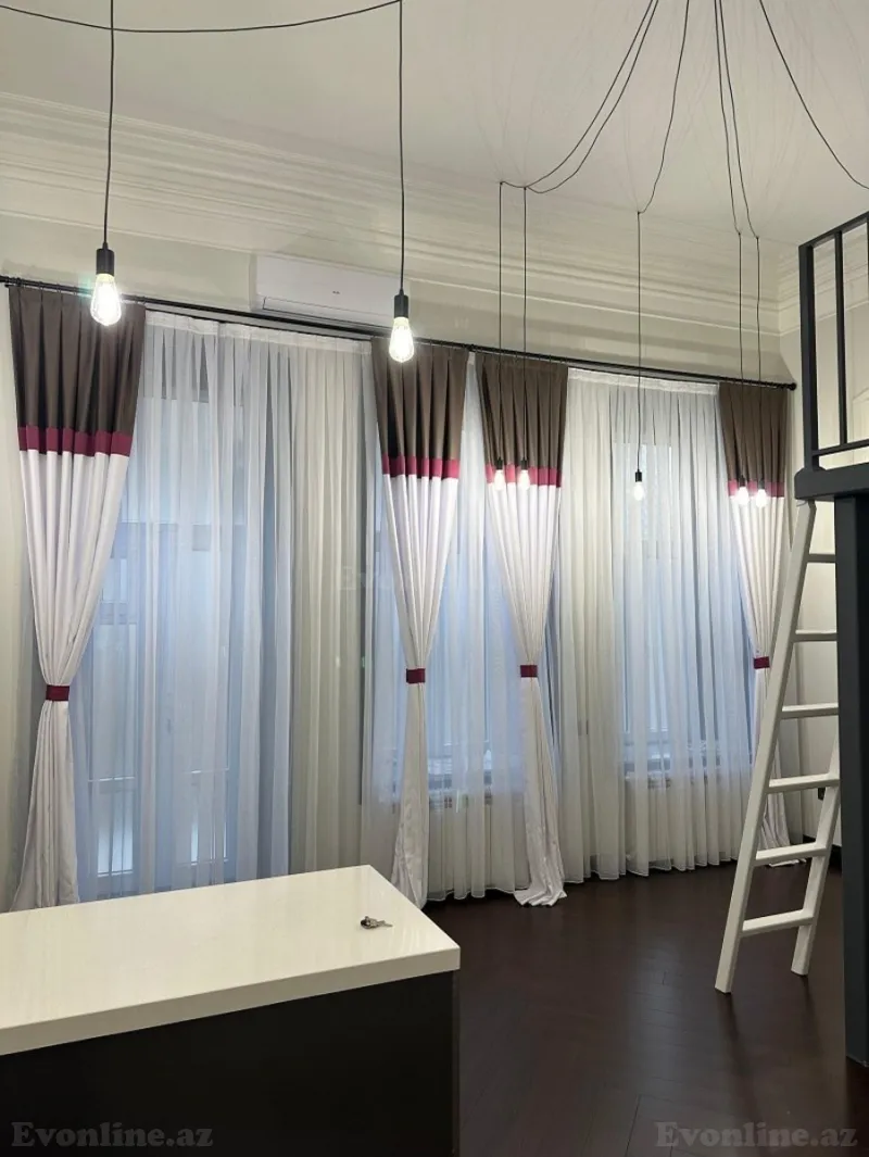 Kirayə verilir 1 otaqlı Mənzil Köhnə tikili 50 m² Sahil m. - şəkil 2