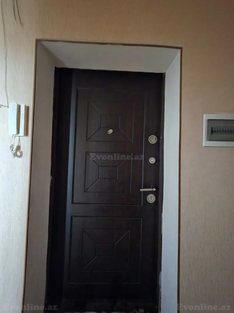 Bakı, Abşeron r., Ceyranbatanda 3 otaqlı mənzil satılır