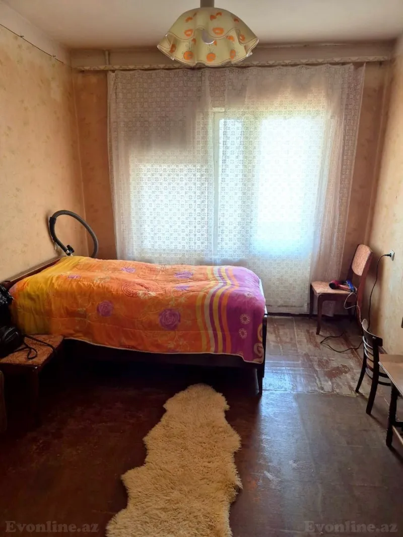 Satılır 4 otaqlı Mənzil Köhnə tikili 100 m² Əhmədli - şəkil 4