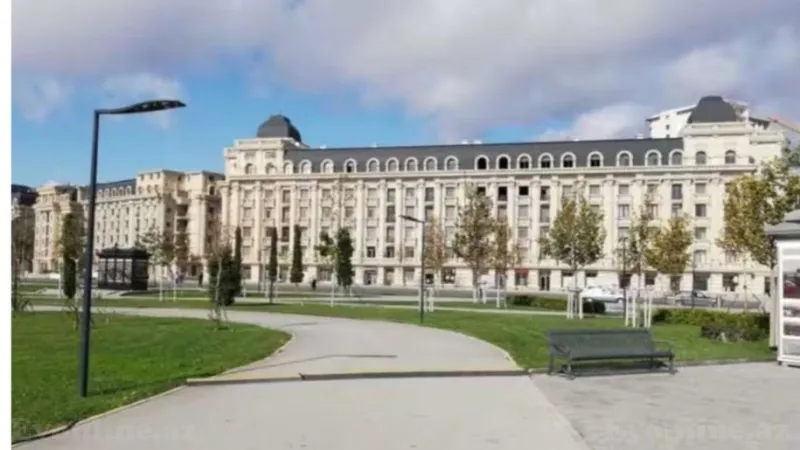 Kirayə verilir 3 otaqlı Mənzil Yeni tikili 138 m² Bayıl - şəkil 22