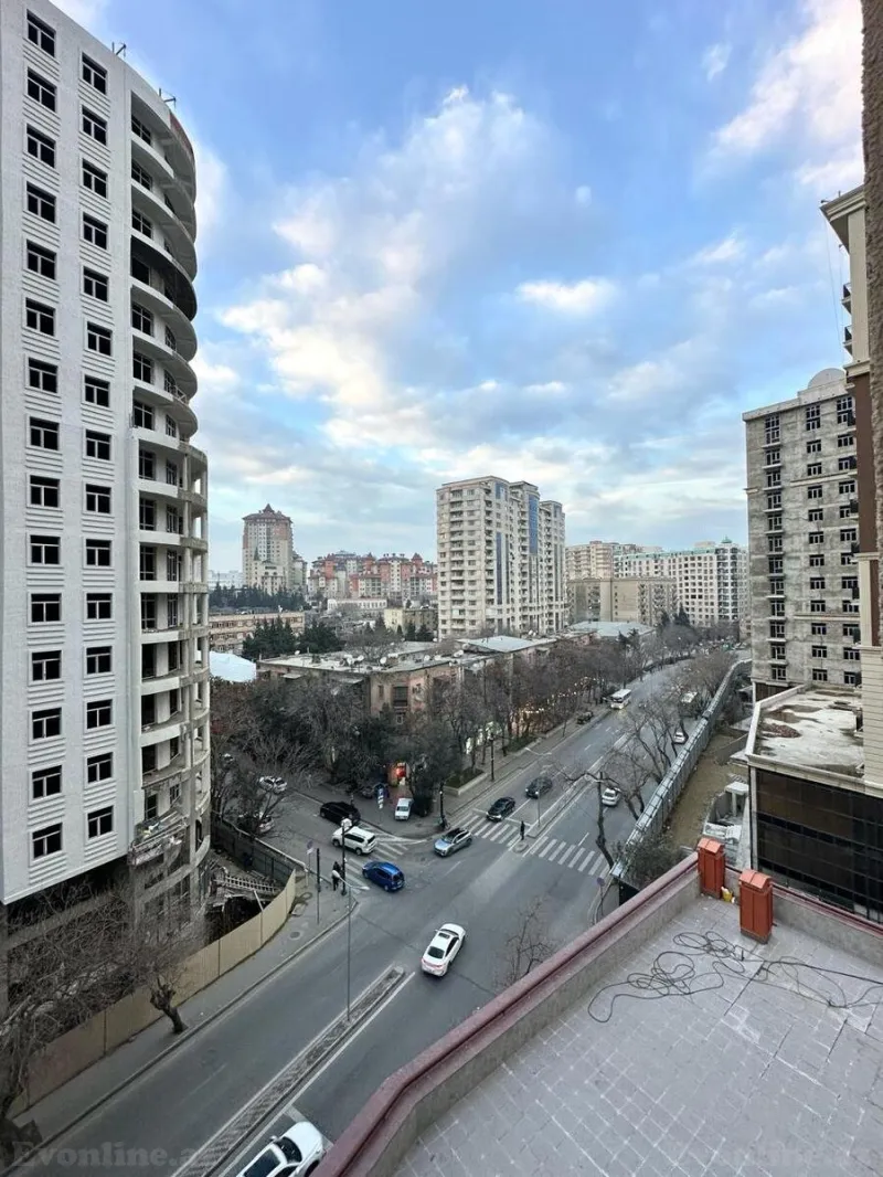 Satılır 2 otaqlı Mənzil Yeni tikili 68 m² 28 May m. - şəkil 13