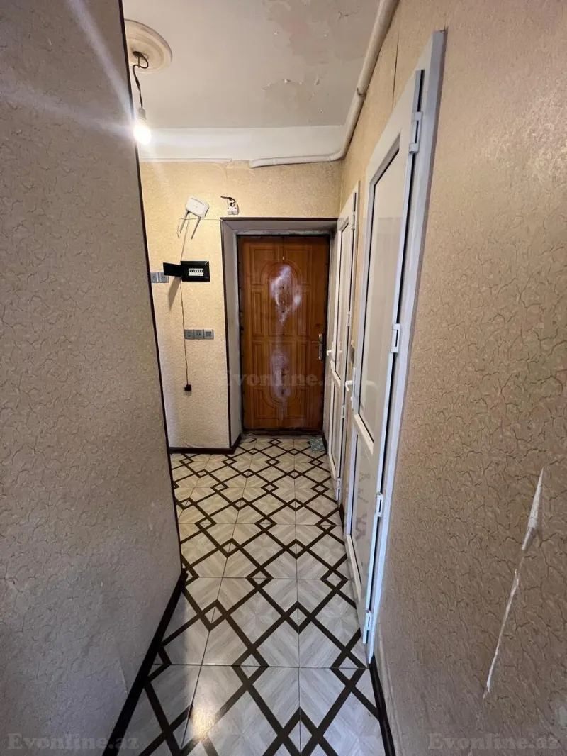 Satılır 3 otaqlı Mənzil Köhnə tikili 55 m² Sabunçu r. - şəkil 5