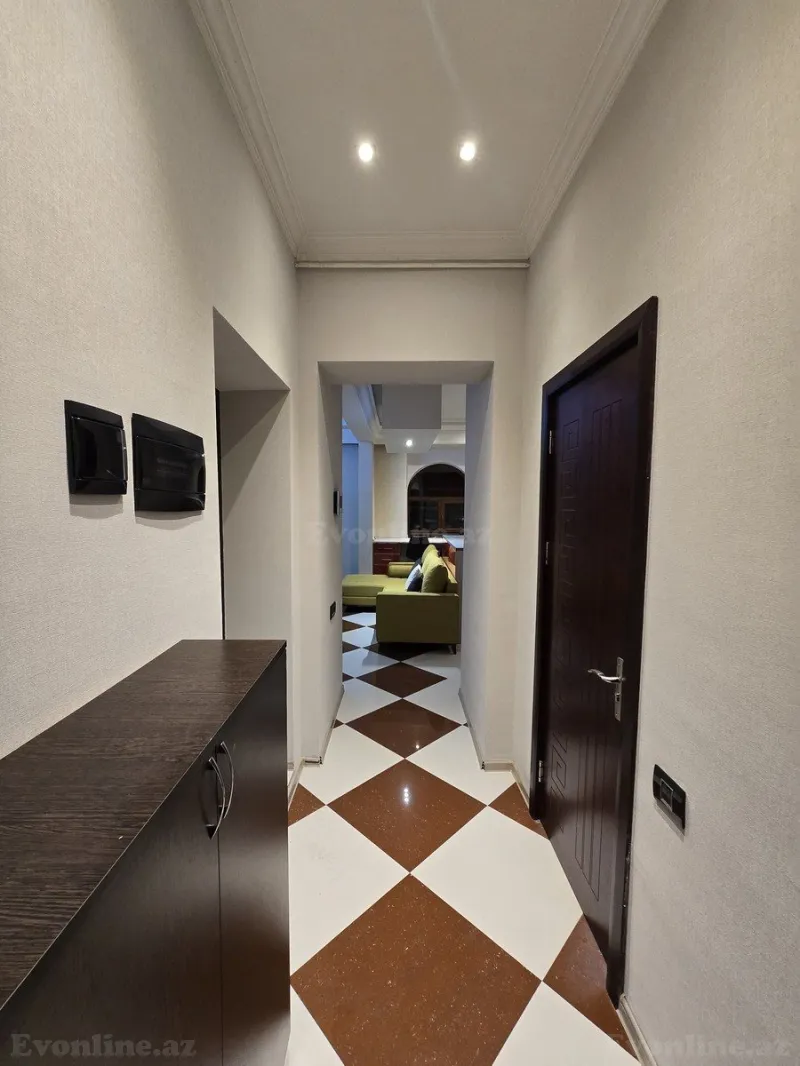 Kirayə verilir 2 otaqlı Mənzil Köhnə tikili 70 m² Sahil m. - şəkil 11