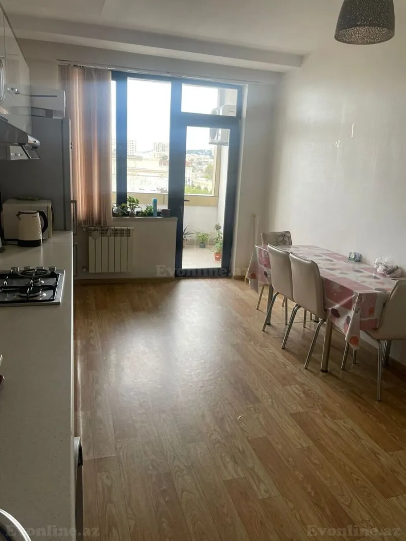 Kirayə verilir Ofis 150 m² Nizami m. - şəkil 9