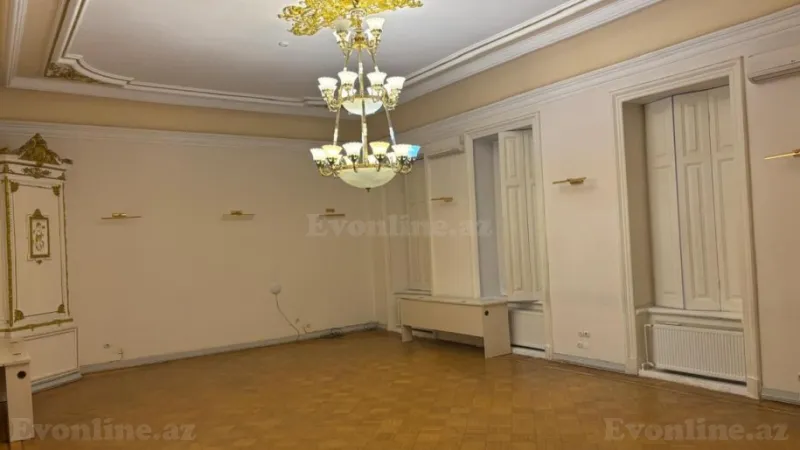 Kirayə verilir Ofis 362 m² İçərişəhər m. - şəkil 2