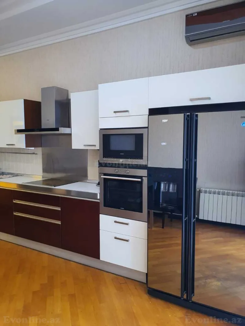 Kirayə verilir 4 otaqlı Mənzil Yeni tikili 200 m² 28 May m. - şəkil 5