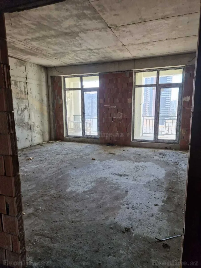 Satılır 4 otaqlı Mənzil Yeni tikili 181 m² Xətai m. - şəkil 2
