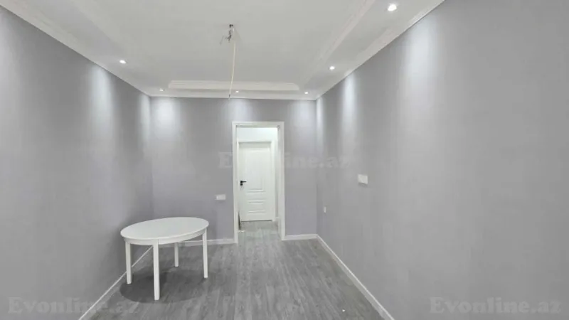 Satılır 2 otaqlı Mənzil Köhnə tikili 55 m² Xətai m. - şəkil 2