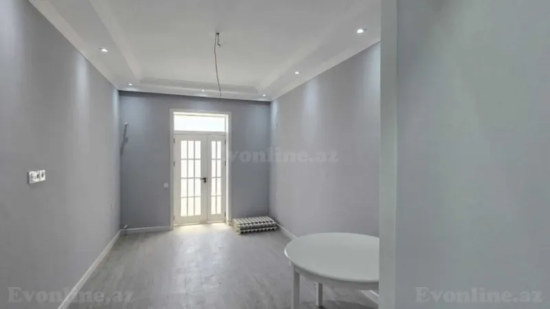 Satılır 2 otaqlı Mənzil Köhnə tikili 55 m² Xətai m. - şəkil 3