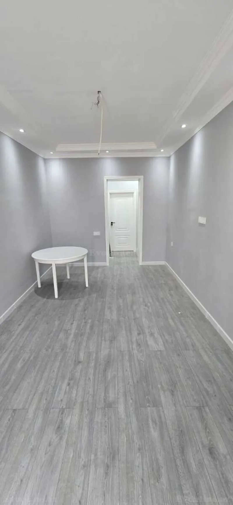 Satılır 2 otaqlı Mənzil Köhnə tikili 55 m² Xətai m. - şəkil 4