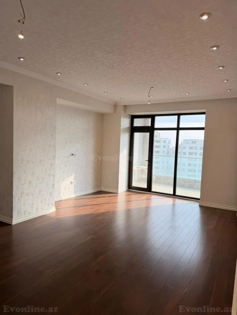 Satılır 4 otaqlı Mənzil Yeni tikili 178 m² 8 Noyabr m. - şəkil 8